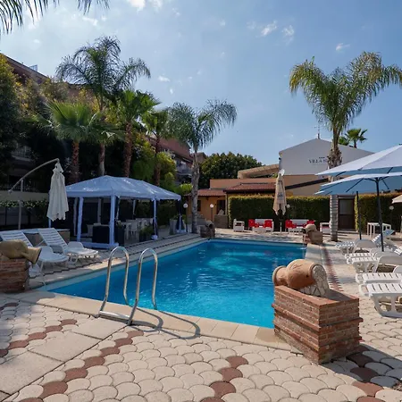 Seta Bed & Breakfast 4*