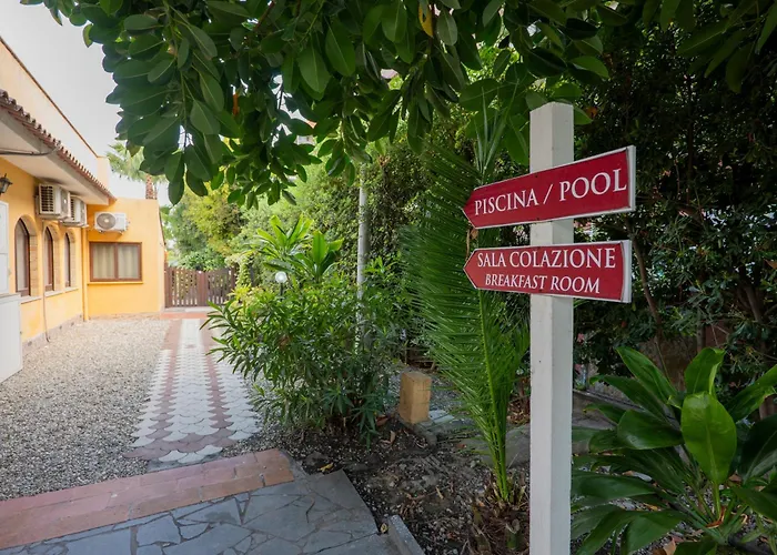 Bed & Breakfast Seta Giardini-Naxos