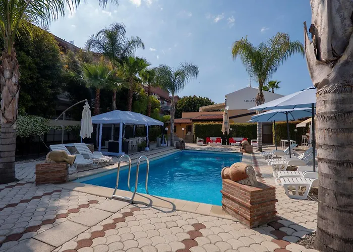 Seta Bed & Breakfast 4*